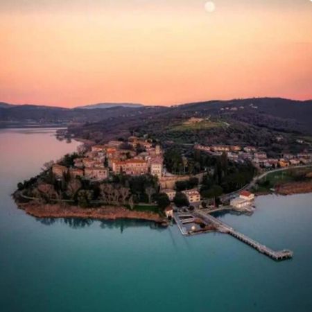 Il Borgo Antico Villa Monte del Lago Buitenkant foto