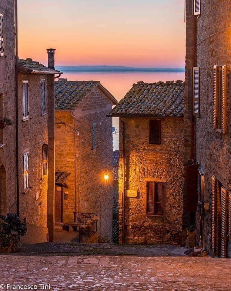 Il Borgo Antico Villa Monte del Lago Buitenkant foto